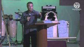 Crucificando el ego- Pastor Chuy Olivares