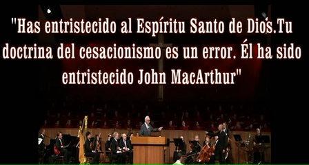 John MacArthur es reprendido en pleno culto por un profeta